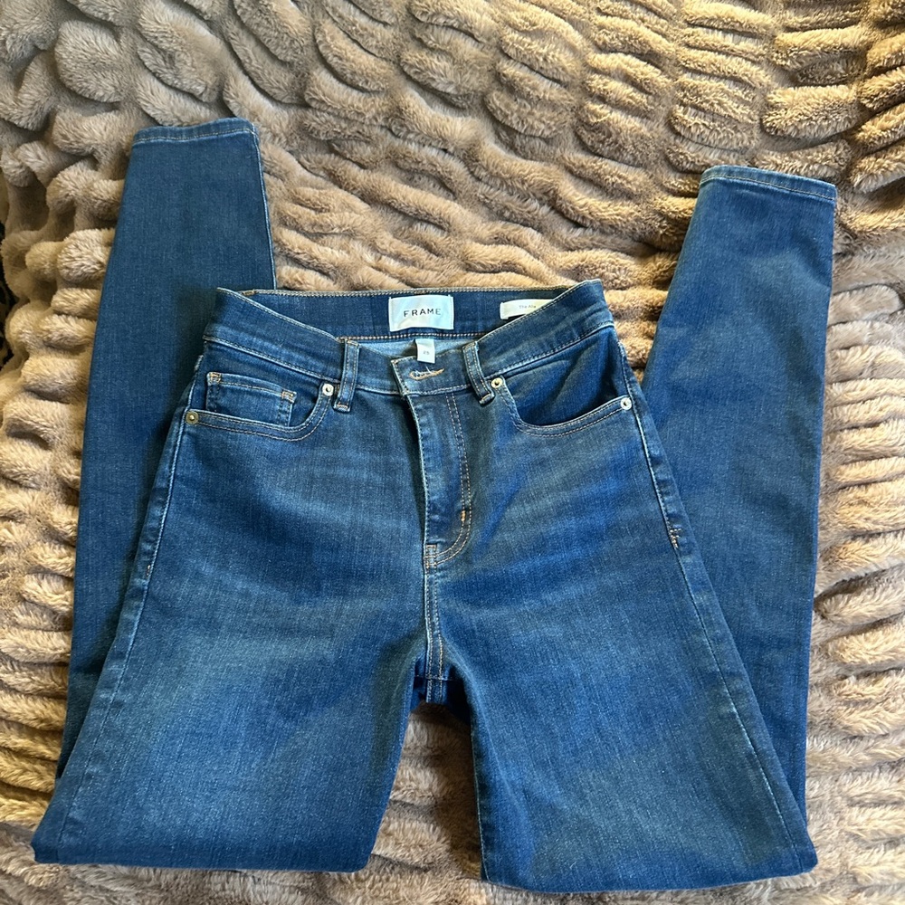 Frame Skinny Jeans . The Alix Flaunt. Brand new, never worn.